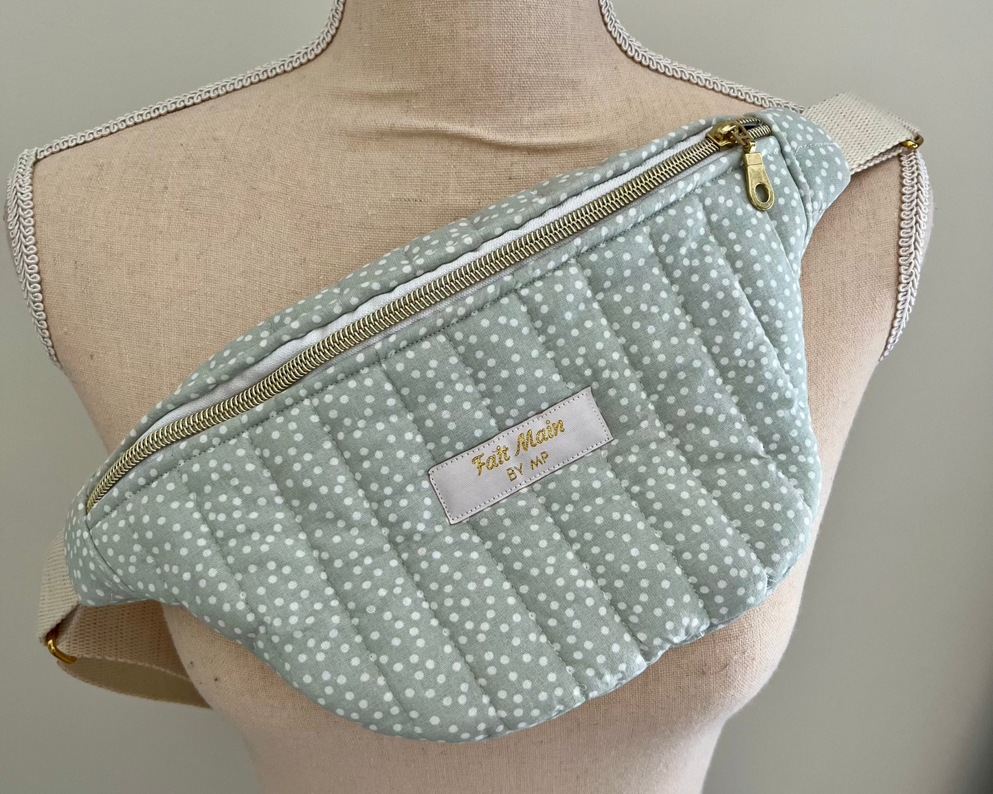 Sac banane matelassée taille M