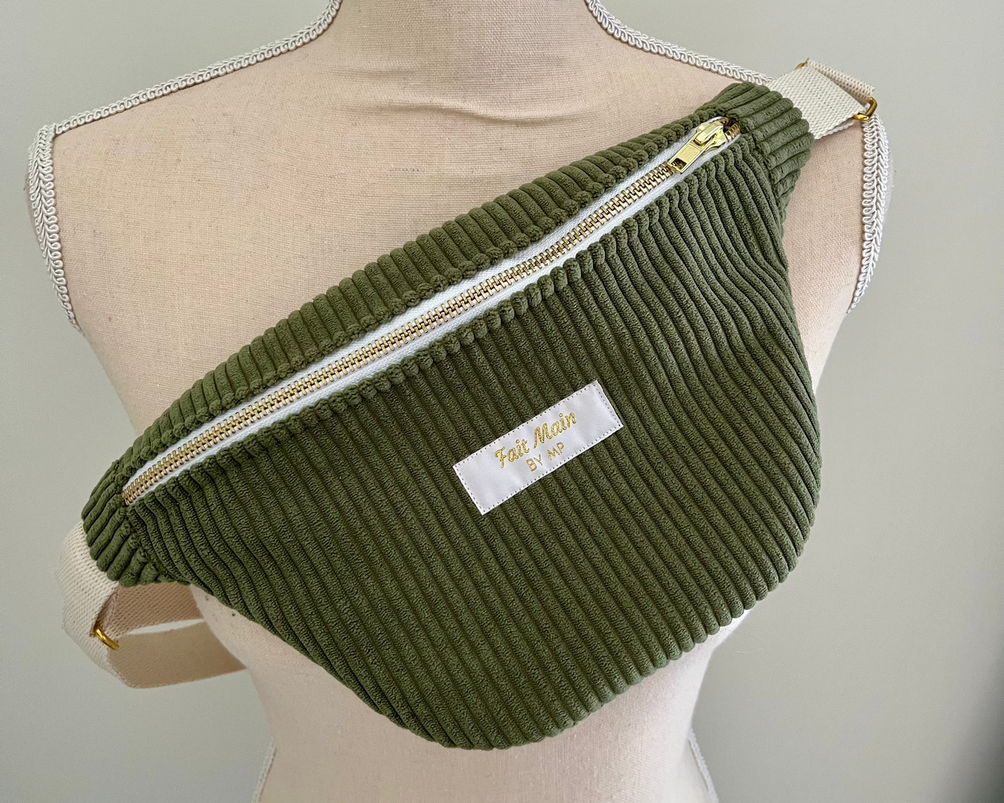 Sac banane velour côtelé taille M