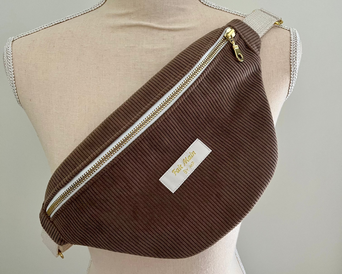 Sac banane velour côtelé taille M