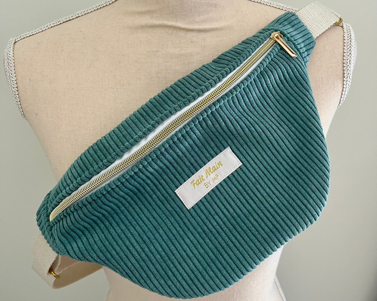 Sac banane velour côtelé taille M